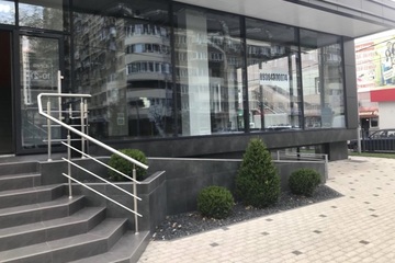 Магазин, 157 м², 1/2 эт.